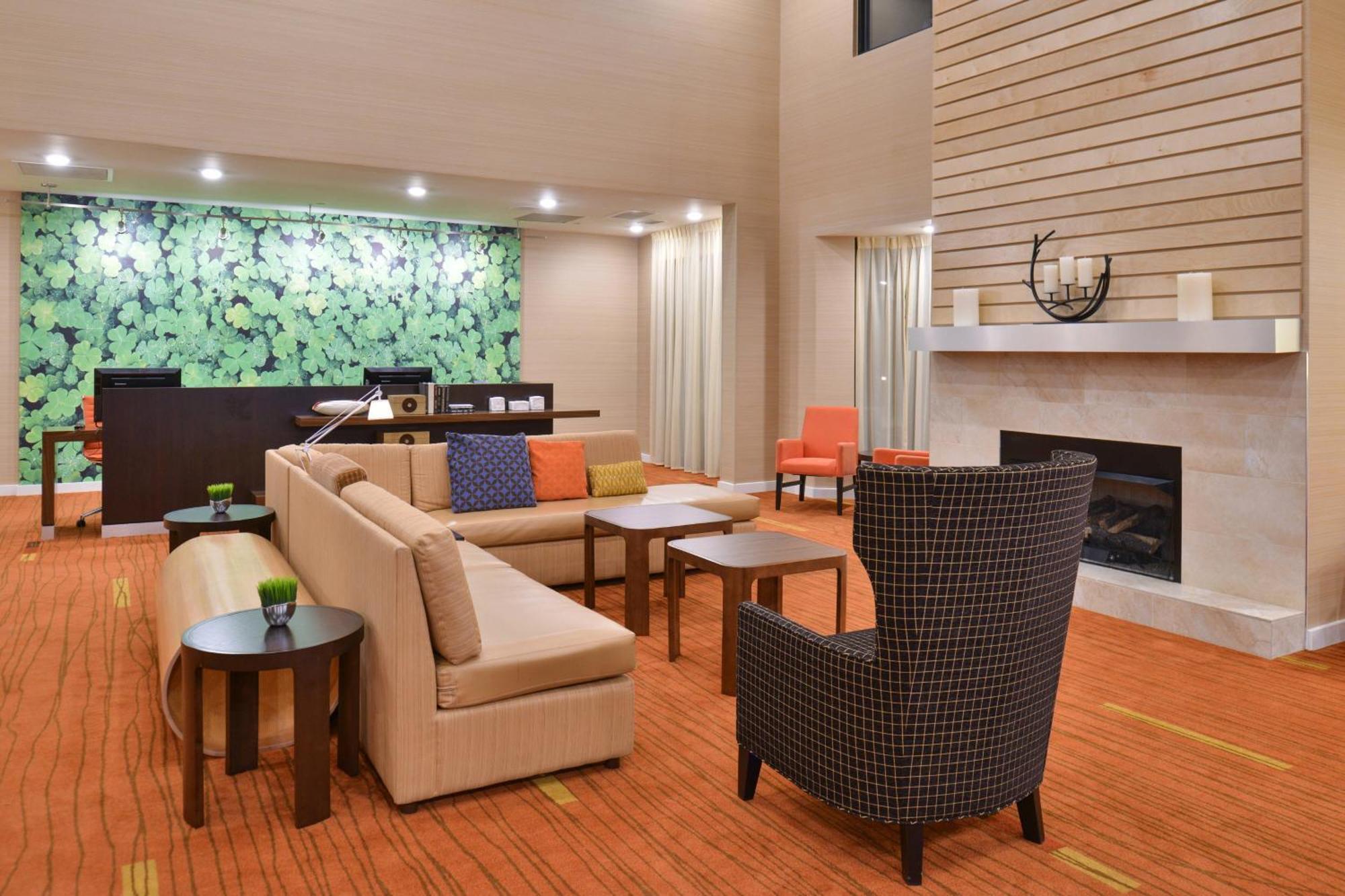 Courtyard By Marriott Decatur Hotel Exterior photo